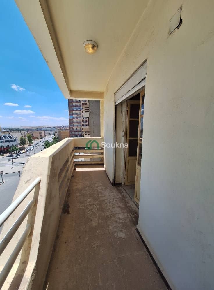 Appartement À LOUER  - Photo 9