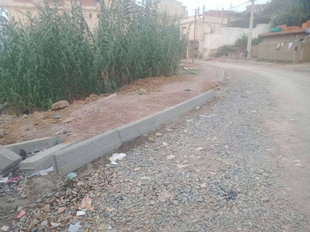 Terrain résidentiel ou commercial avec vue sur mer - Photo 4