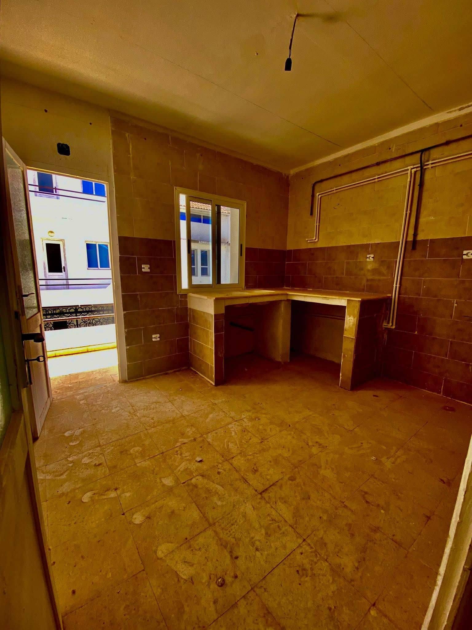 Appartement F4 à vendre – El Tarf (Quartier 202 Logements)-11