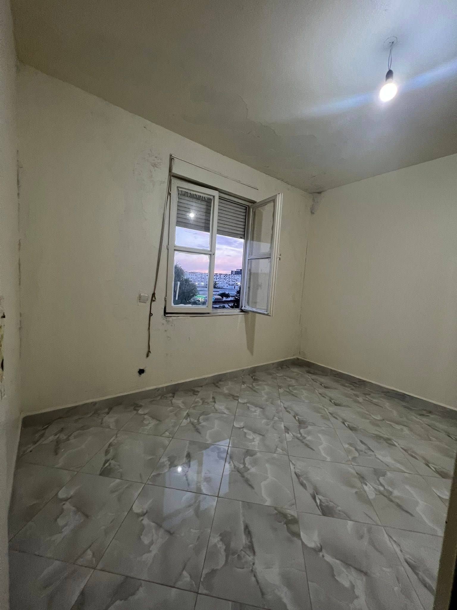 À vendre : Appartement F4 avec double façade et vue sur mer-14