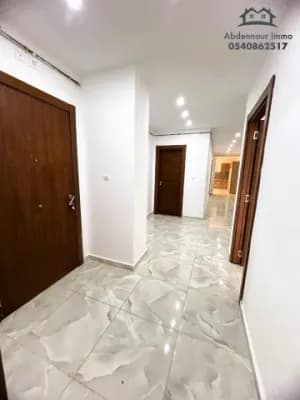 Vente Appartement F4 Oran Ain el turck-2