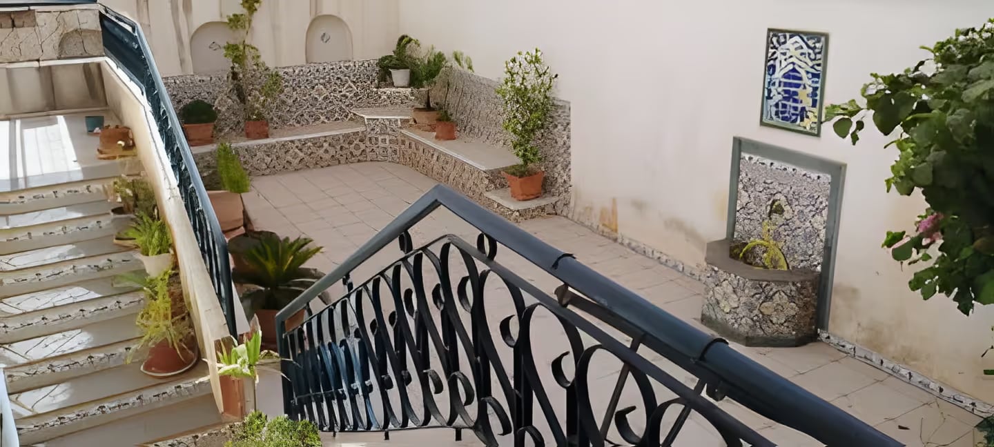 𝑨̀ 𝒗𝒆𝒏𝒅𝒓𝒆 | 𝑽𝒊𝒍𝒍𝒂 𝑹+1 𝒂̀ 𝑳𝒐𝒇𝒂 – 𝒂𝒗𝒆𝒄 𝒋𝒂𝒓𝒅𝒊𝒏 & 𝒈𝒂𝒓𝒂𝒈𝒆