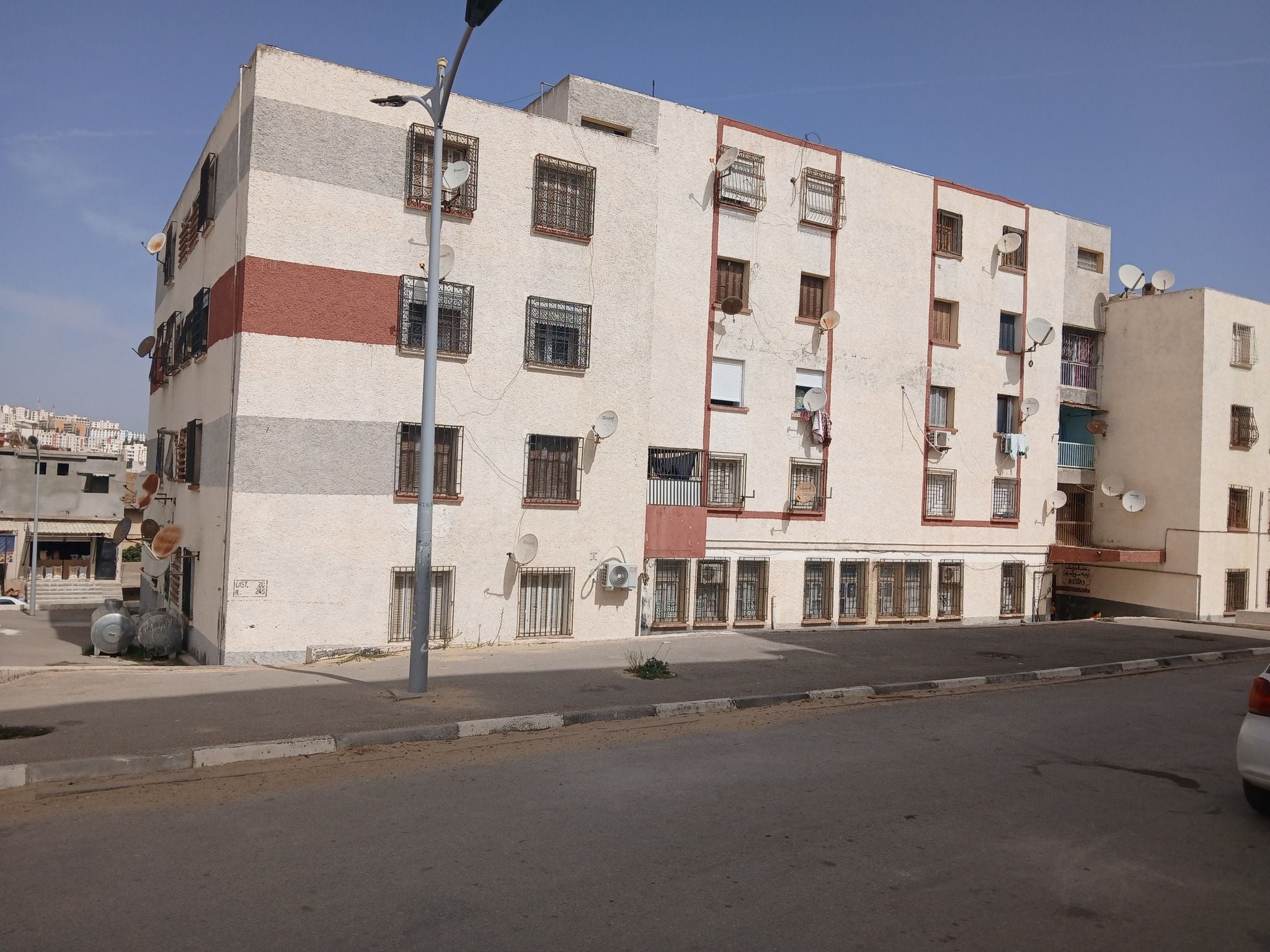 Appartement F3 haut standing à vendre – Souk Ahras (Châabani)