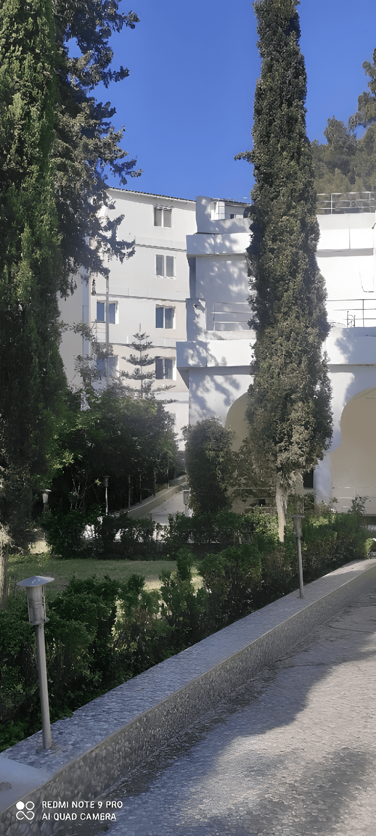 Location Immeuble Alger Hydra - Photo 1