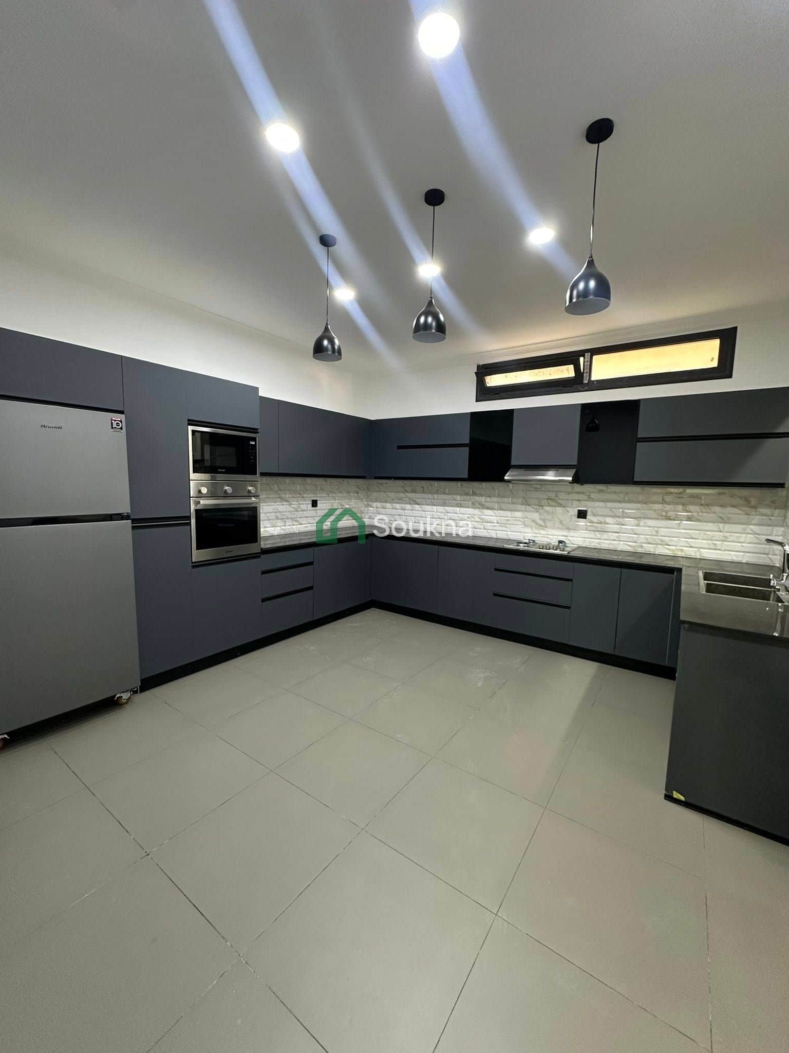 À louer – Appartement F4 meublé - Photo 1