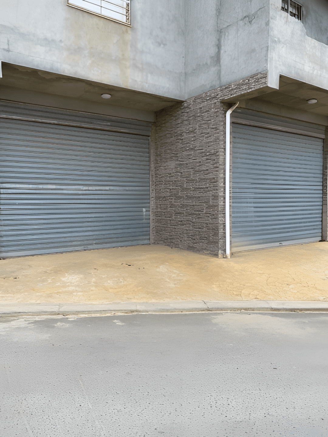 Location Local Boumerdès Boumerdes - Photo 1