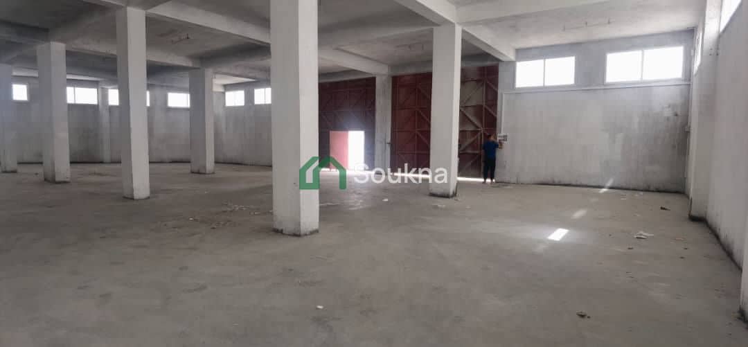 terrain pour stationnement À LOUER - Photo 1