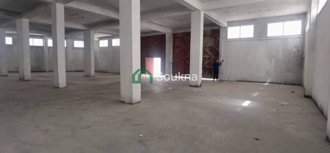 terrain pour stationnement À LOUER - Photo 1