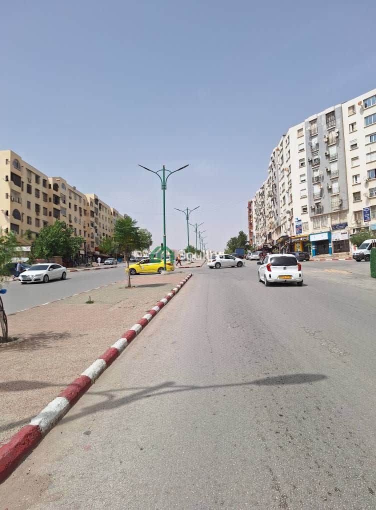 À VENDRE – Service / Bureau - Photo 3